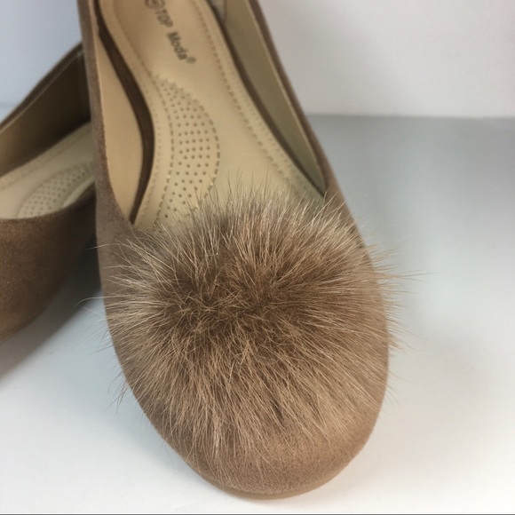COPY - TOP Moda Tan Flats SZ 8 NWOT - Picture 2 of 8